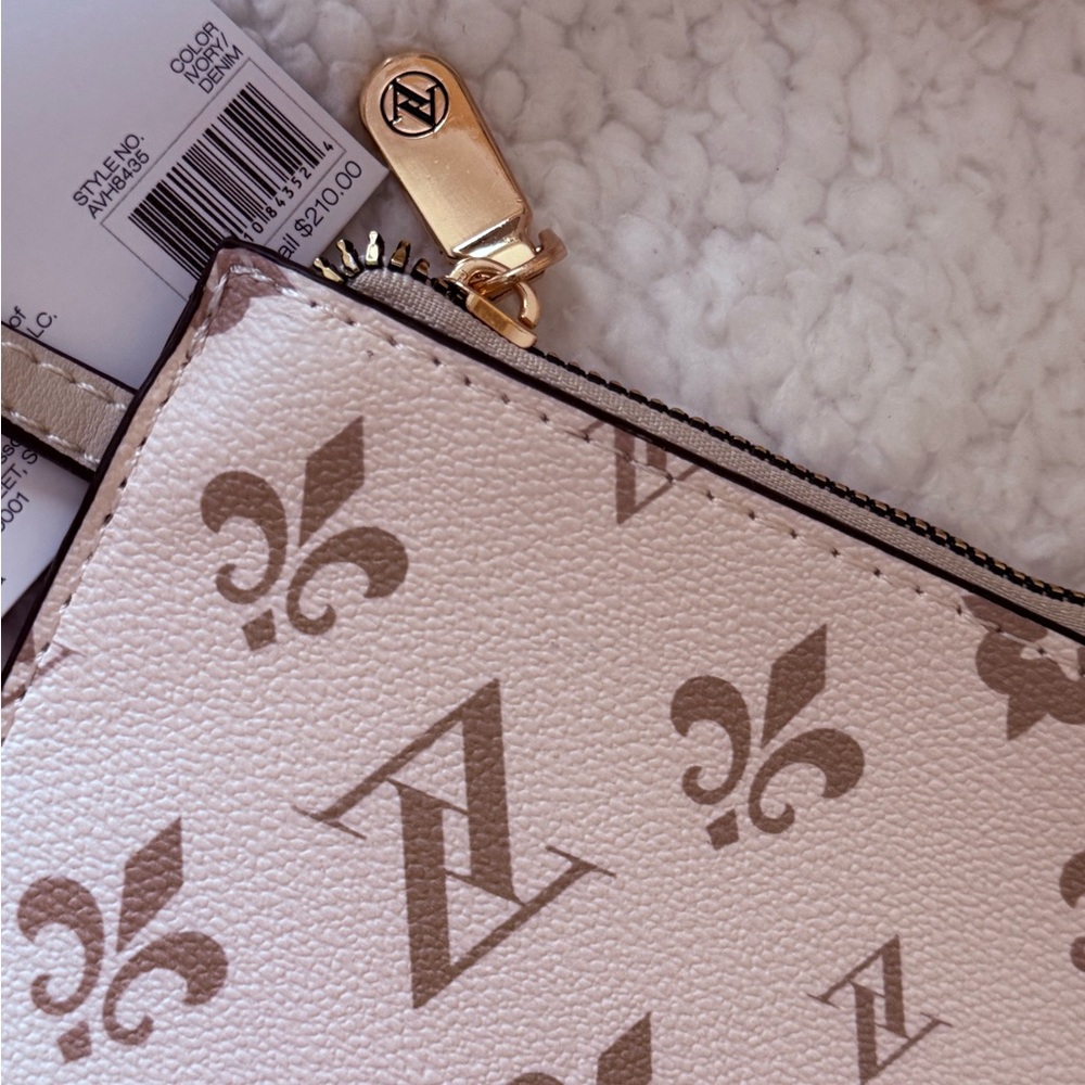 Adrienne Vittadini Beige and Blue Logo Tote with Wristlet - Picture 15 of 15